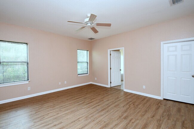 Primary Suite - 2881 Fontainebleau Ave SE