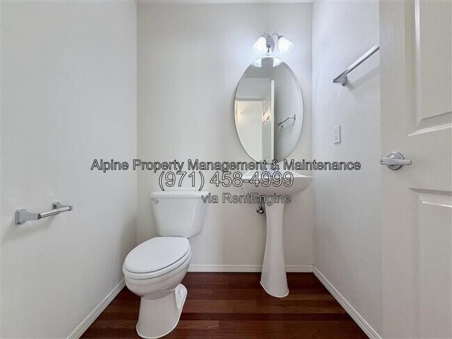 Building Photo - 4143 NW Meisner Dr