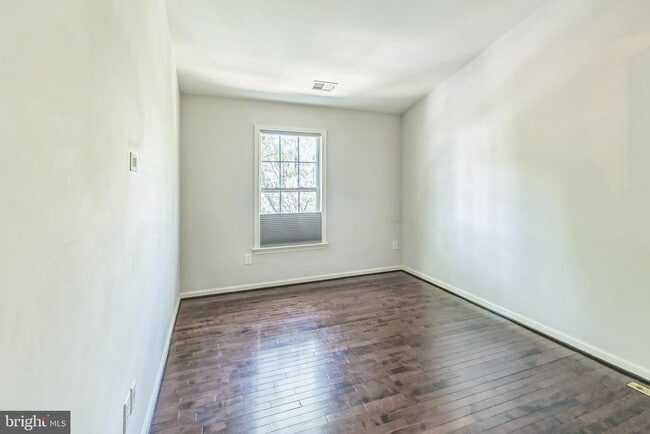 Building Photo - 5907 Trumpet Sound Ct