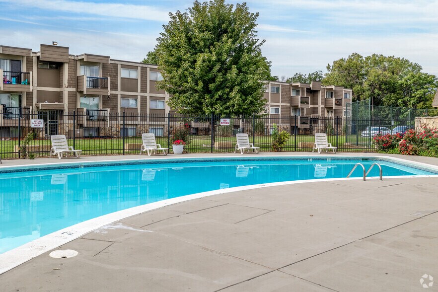 Primary Photo - Twin Rivers Apartments