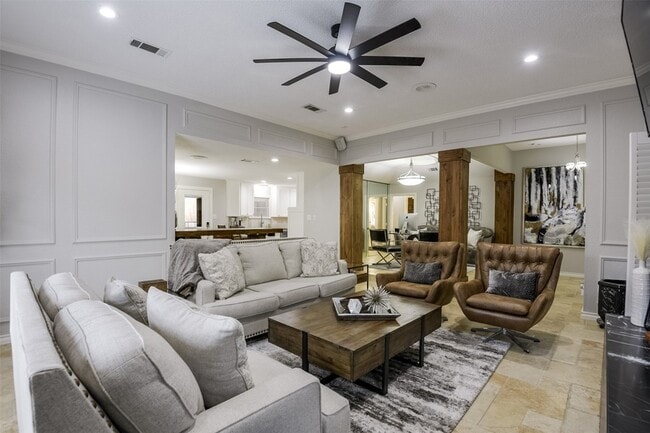 Building Photo - 3719 Danbury Dr