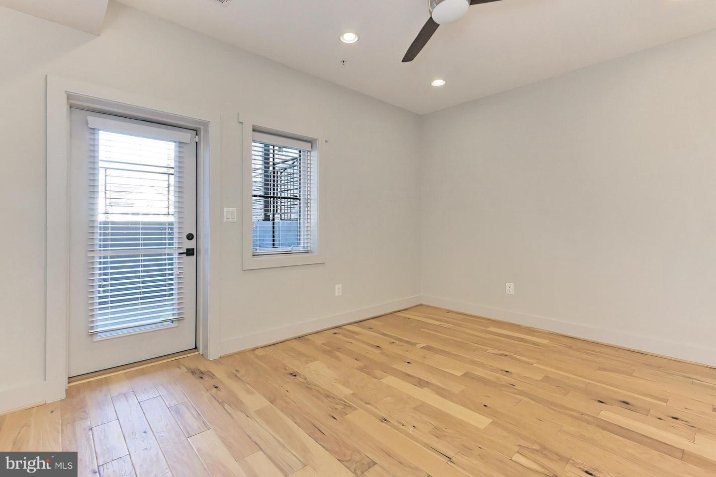 Building Photo - 523 Longfellow St NW
