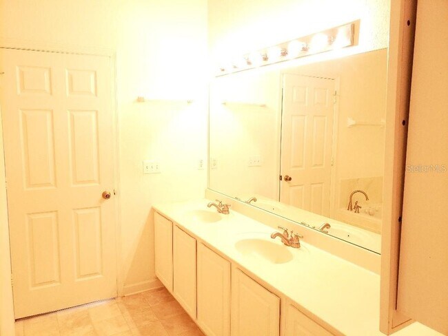 Building Photo - 8625 Greenbank Blvd