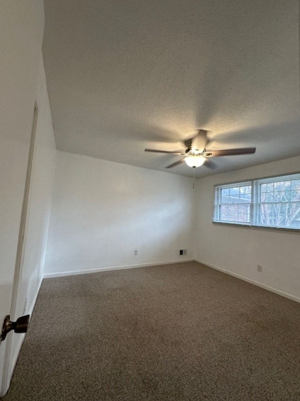 Building Photo - 107 Sunny Vista Dr