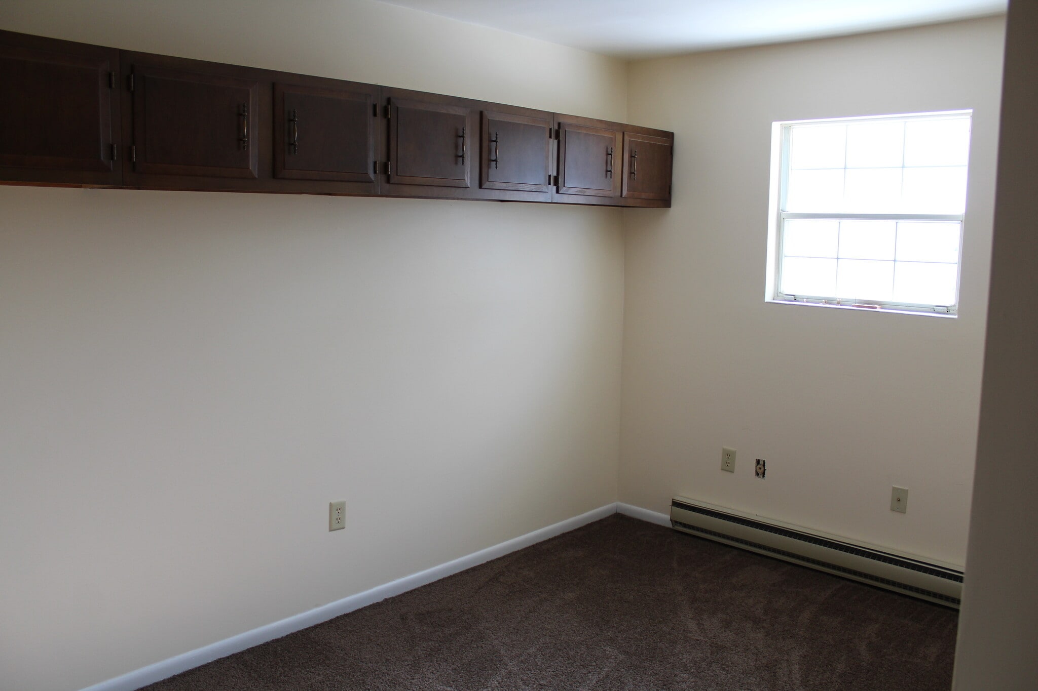 Bedroom 1 - 56 Saratoga Ct