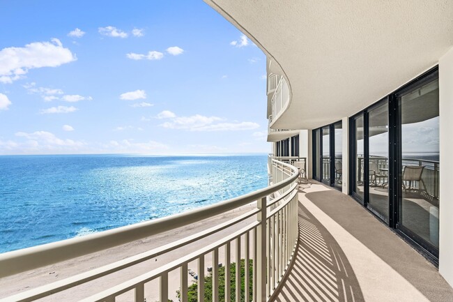 Building Photo - North Ocean Drive, Singer Island, FL 33404...