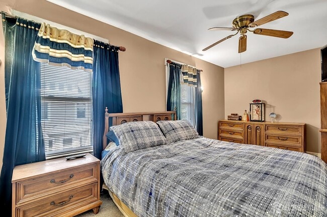 Building Photo - 314-316-316 Park Pl