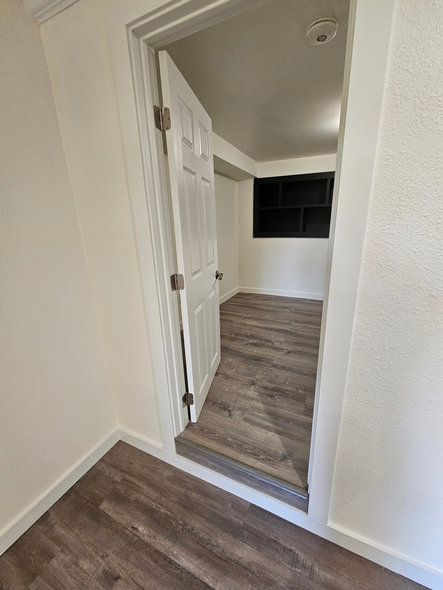 Building Photo - 9411 Castlewood St