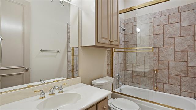 Building Photo - 104 Stonehaven Ct
