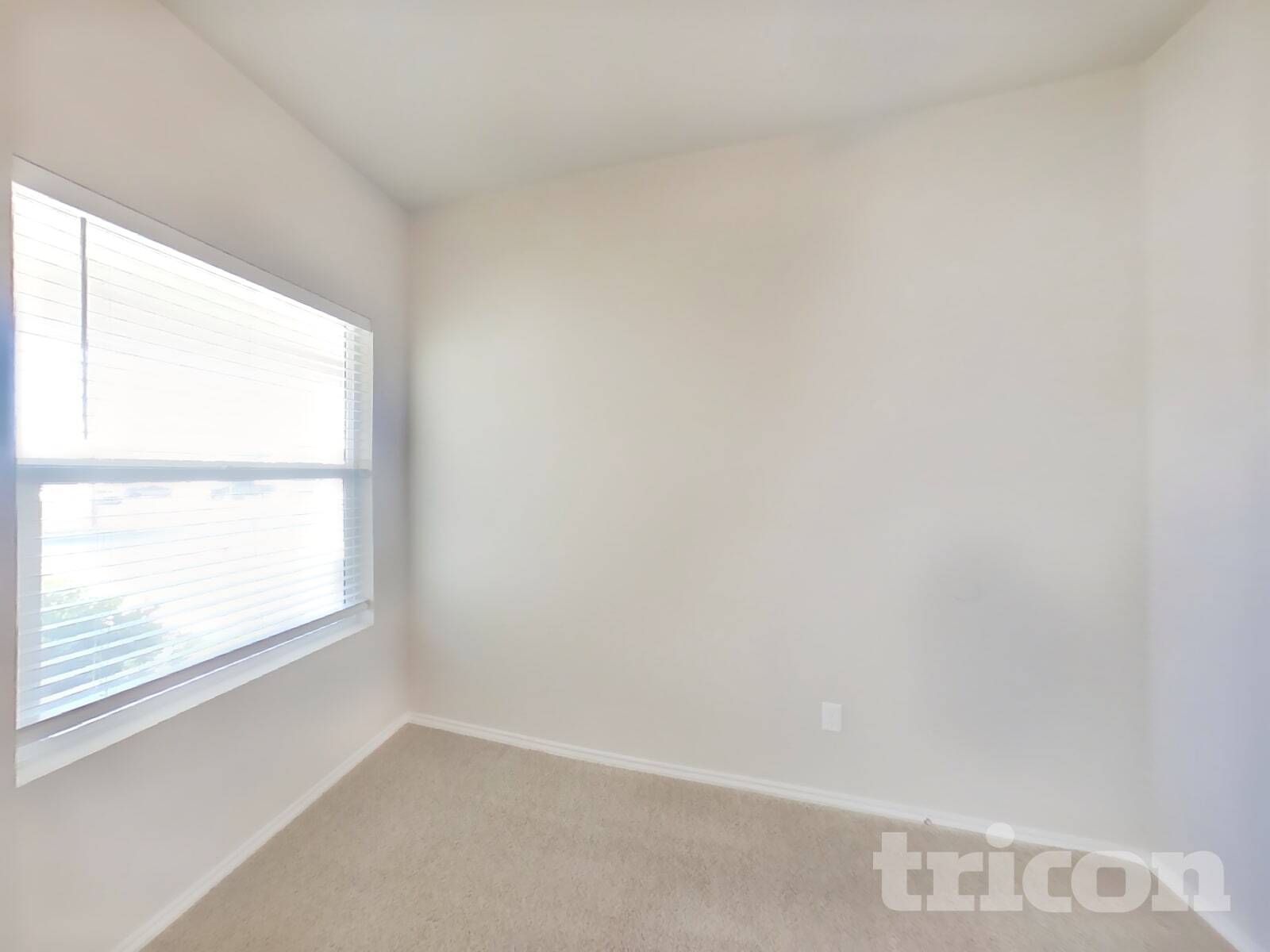 Building Photo - 5205 Sidesaddle Dr