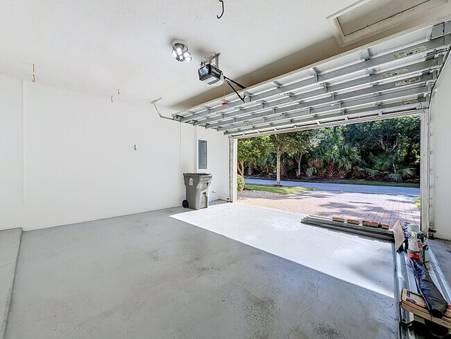 Building Photo - 57 Atwell Dr