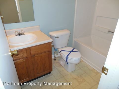 Building Photo - 3 br, 2 bath House - 12980 E 131ST ST