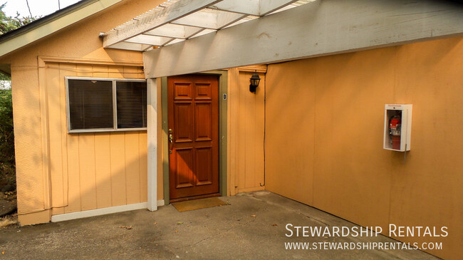 Primary Photo - 2266 Alder St