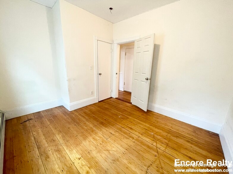 Building Photo - 1 Folsom Ave
