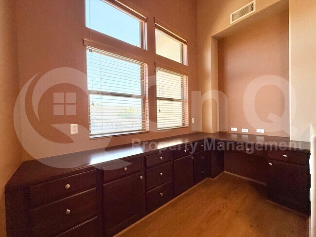 Building Photo - 14509 W Jenan Dr