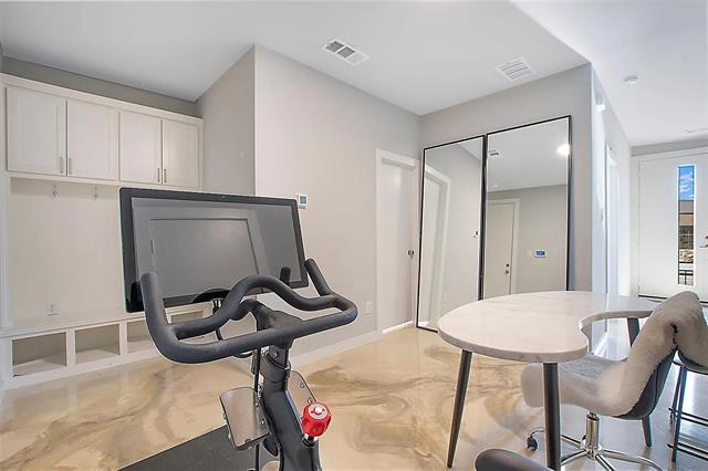 Building Photo - 2214 Rook Dr