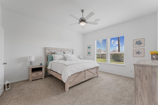 Building Photo - 1802 Mamie Springs Ct