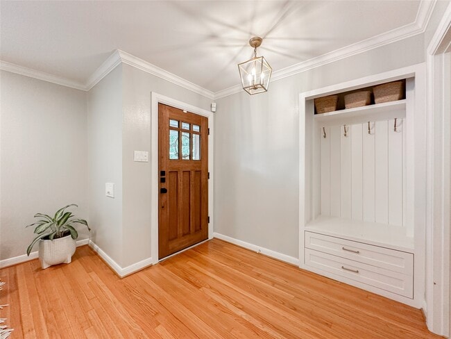 Building Photo - 3107 Broadmead Dr