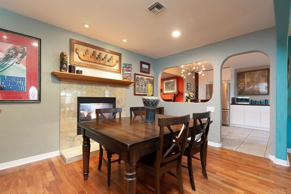 Building Photo - 9336 Willowgrove Ave