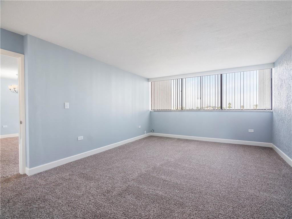 Building Photo - 450 Treasure Island Cswy