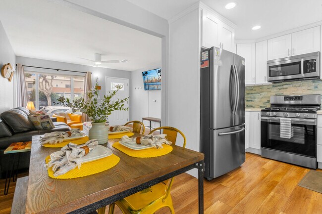 Building Photo - 803 San Luis Obispo Pl