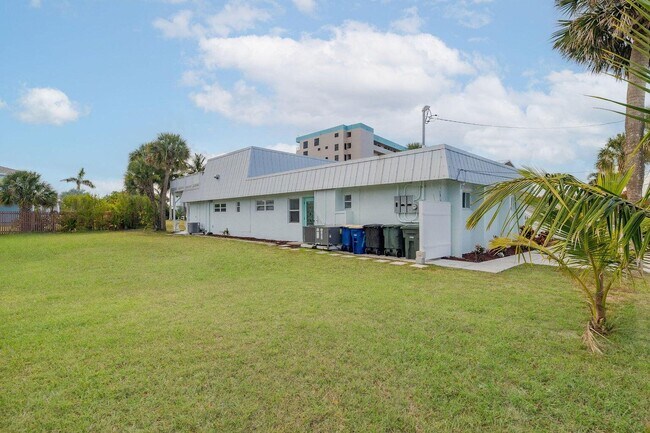 Building Photo - 346 Hernando St