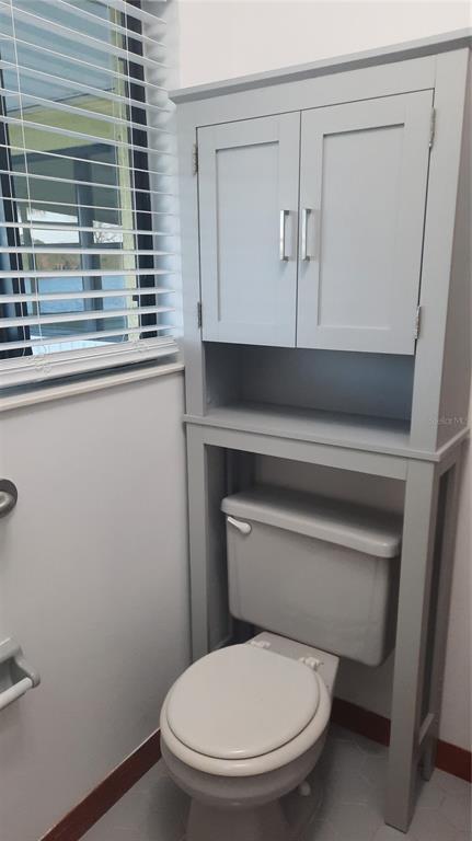 Building Photo - 62 Burbank Dr