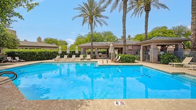 Building Photo - 7262 E Woodsage Ln