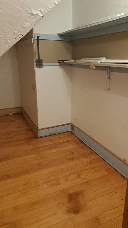 Building Photo - 98 Brookline St