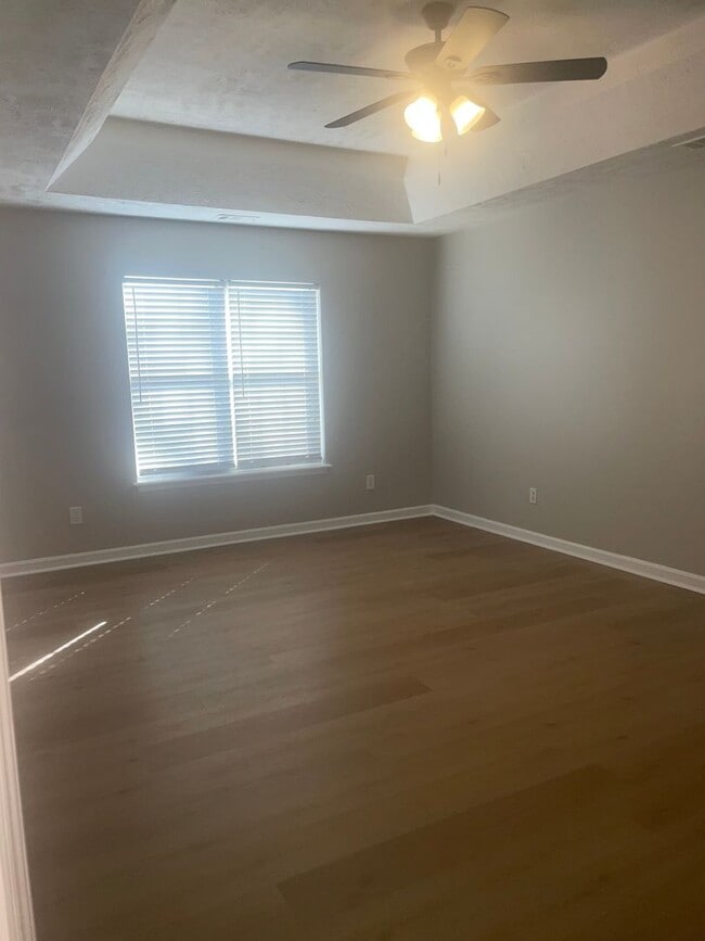 Building Photo - BASEMENT HOME-DOUBLE DECKS-COLUMBIA COUNTY, GOOD SCHOOLS, COVENIENT TO FORT