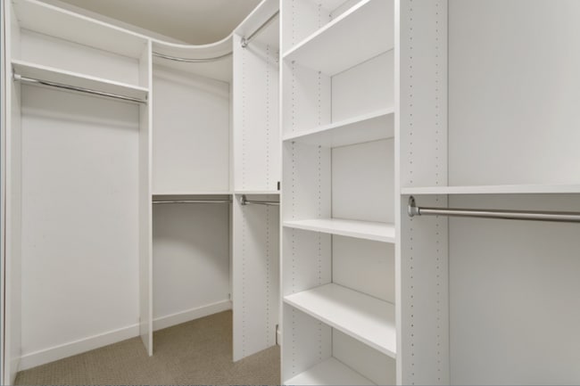 Building Photo - Modern 3 Bed Townhouse in Seattle | 2 Bath $3,800!!