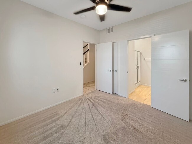 Building Photo - Spacious 4BR/3.5BA Townhome in Otay Ranch ...