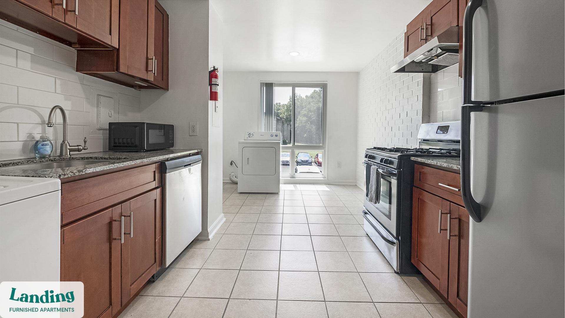 Building Photo - 6220 Springhill Dr