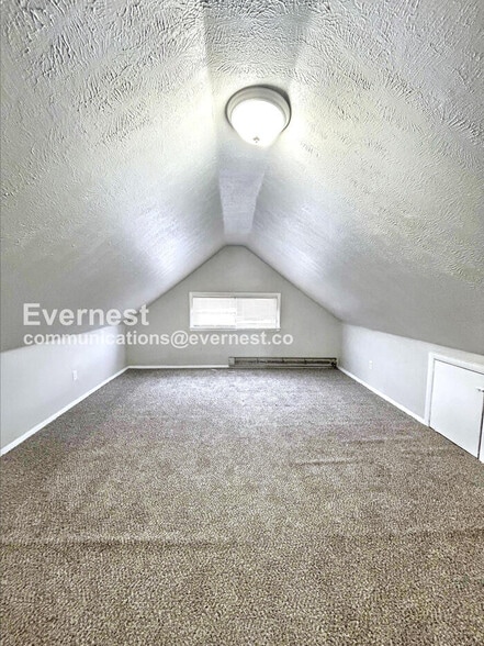 Building Photo - 12110 Lenacrave Ave