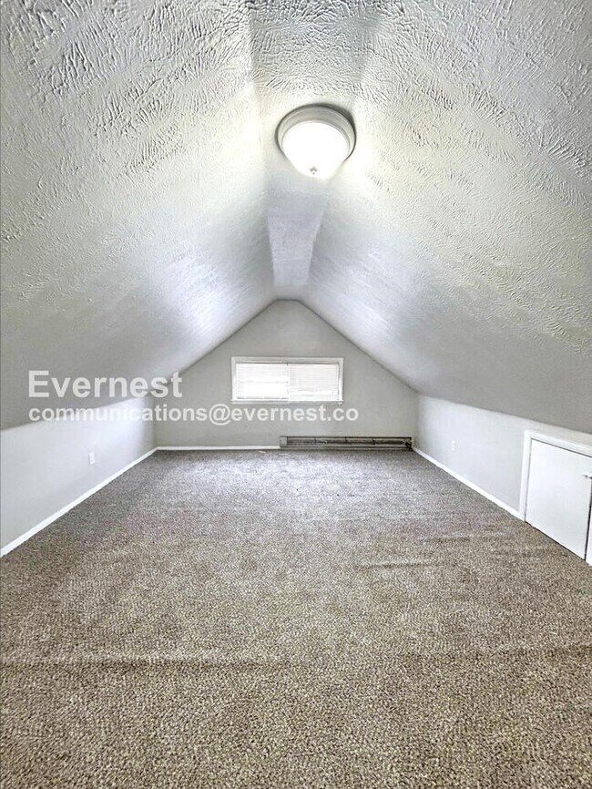 Building Photo - 12110 Lenacrave Ave