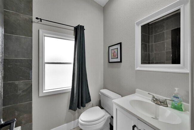 Building Photo - 22603 Tuwa Rd