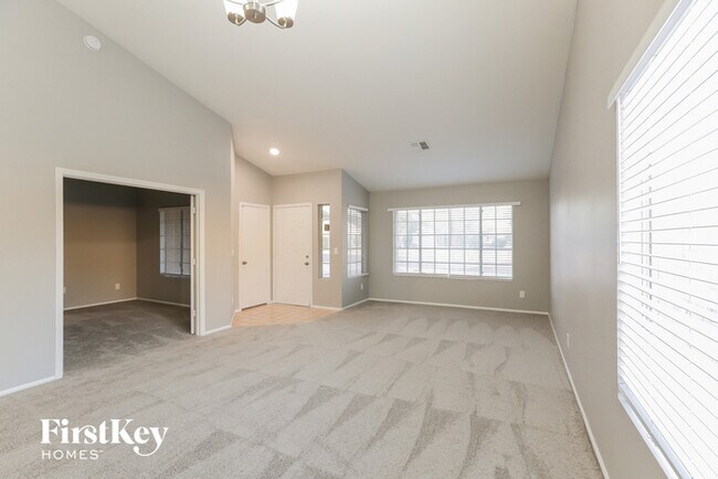 Building Photo - 7520 W San Juan Ave