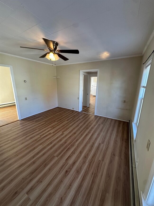 Building Photo - 17 Hanover St