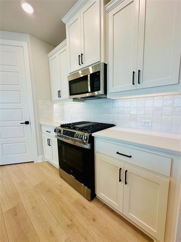 Building Photo - 4801 Maxwell Dr