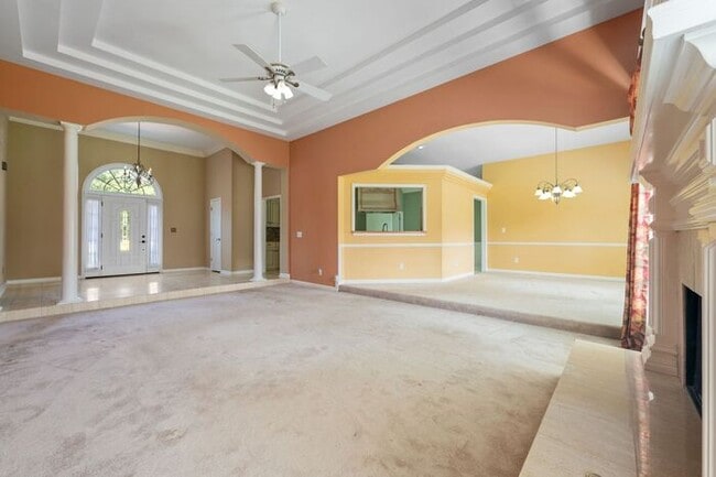 Building Photo - 1115 Burlington Ct