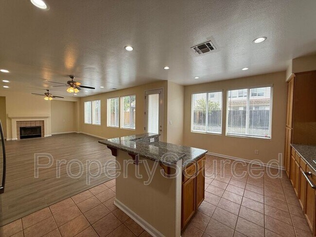 Building Photo - 1830 Persimmon Way