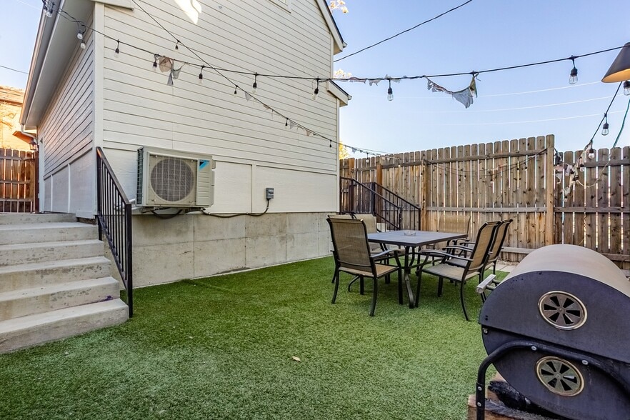 Building Photo - 3044 N Speer Blvd