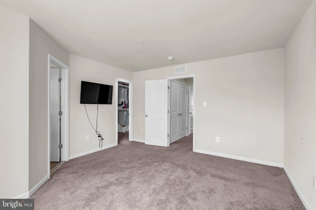 Building Photo - 9707 Smithview Pl