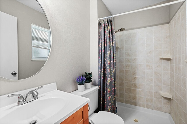 Building Photo - 4806 Turquoise Circle Colorado Springs, CO...