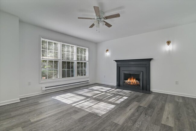 Building Photo - 198 White Pine Trl