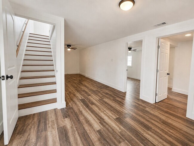 Building Photo - 2215 46th St