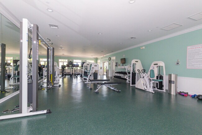 Building Photo - 35 Harbour Isle Dr W