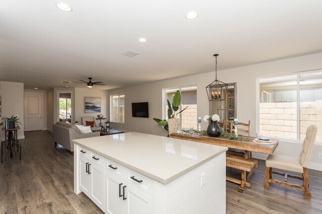 Building Photo - Beautiful Chino Valley Home!