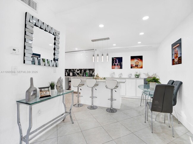 Building Photo - 6841 SW 147th Ave