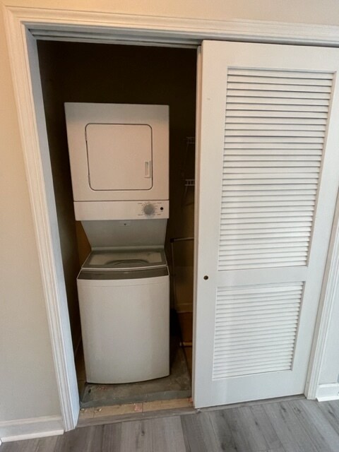 Building Photo - 701 Salleyport Dr